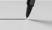 Heart of Metal Pen nib writing on an E-Ink screen